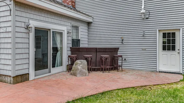 $829,000 | 14 Cal Vista Drive, Dayton, ME 04005