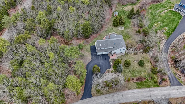 $829,000 | 14 Cal Vista Drive, Dayton, ME 04005