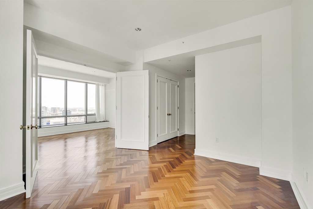2 Avery Street, Unit 27G Boston, MA 02111 - Photo 16 of 28