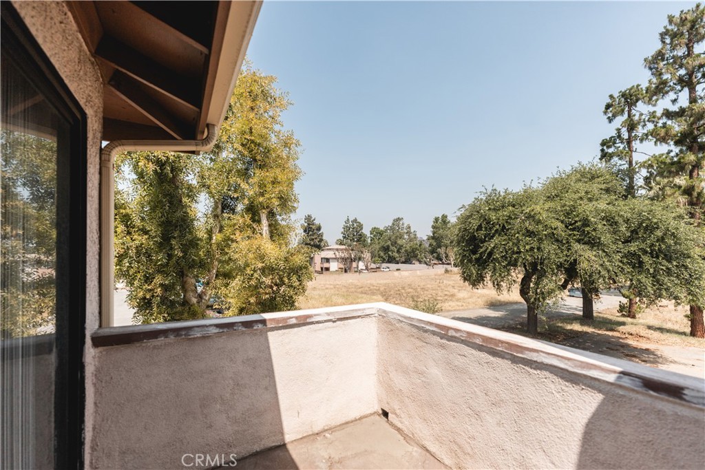 1317 Massachusetts Avenue, Unit 202 Riverside, CA 92507 - Photo 19 of 30