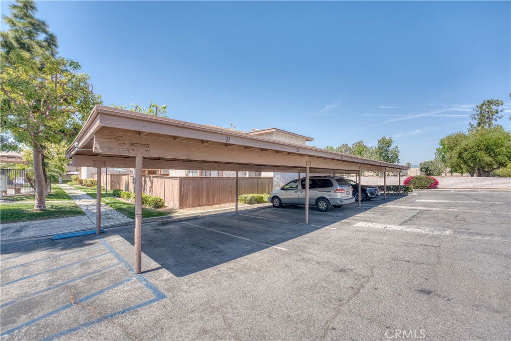 1317 Massachusetts Avenue, Unit 202 Riverside, CA 92507 - Photo 20 of 30