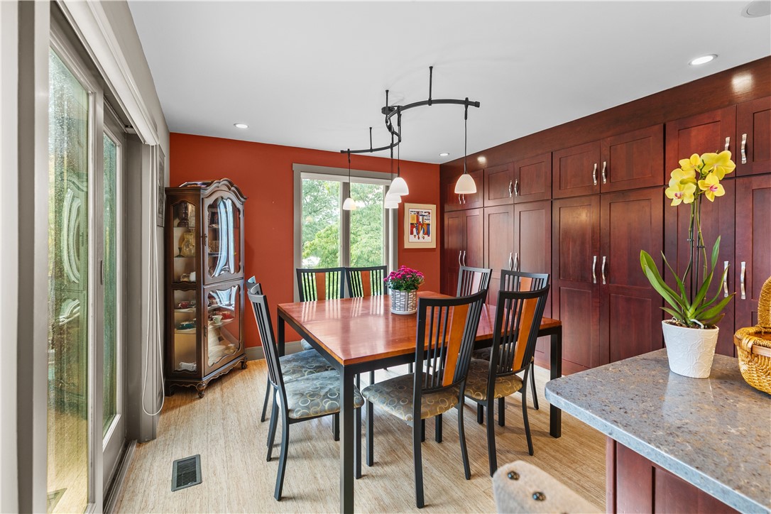 33 Pratt Street Providence, RI 02906 - Photo 16 of 48