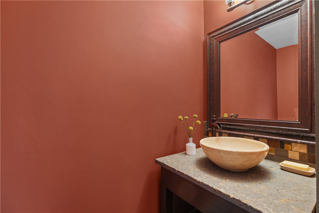 33 Pratt Street Providence, RI 02906 - Photo 21 of 48