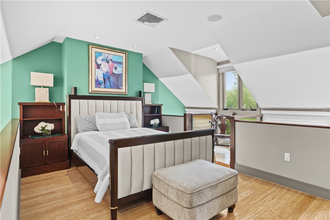 33 Pratt Street Providence, RI 02906 - Photo 26 of 48