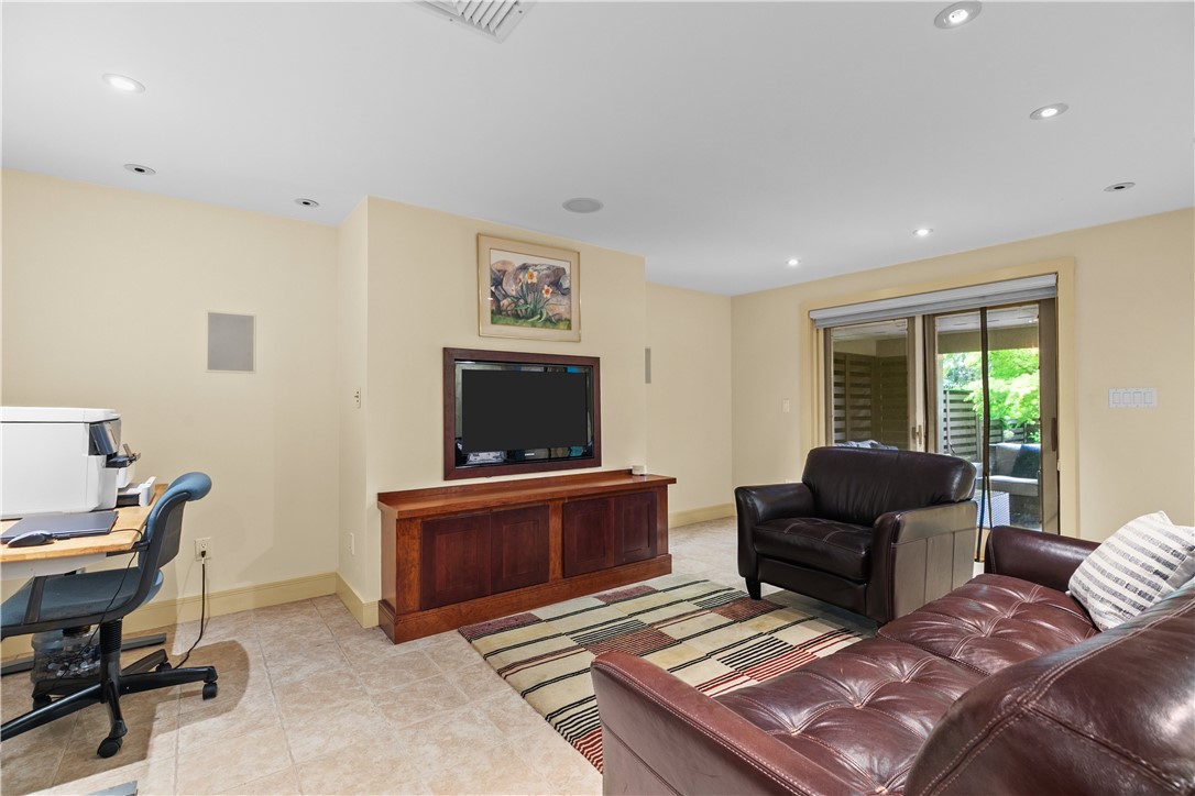 33 Pratt Street Providence, RI 02906 - Photo 32 of 48