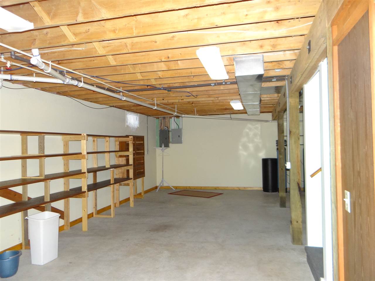 6292 Forest Ridge Court Alger, MI 48610 - Photo 16 of 23 1827631-15.JPG