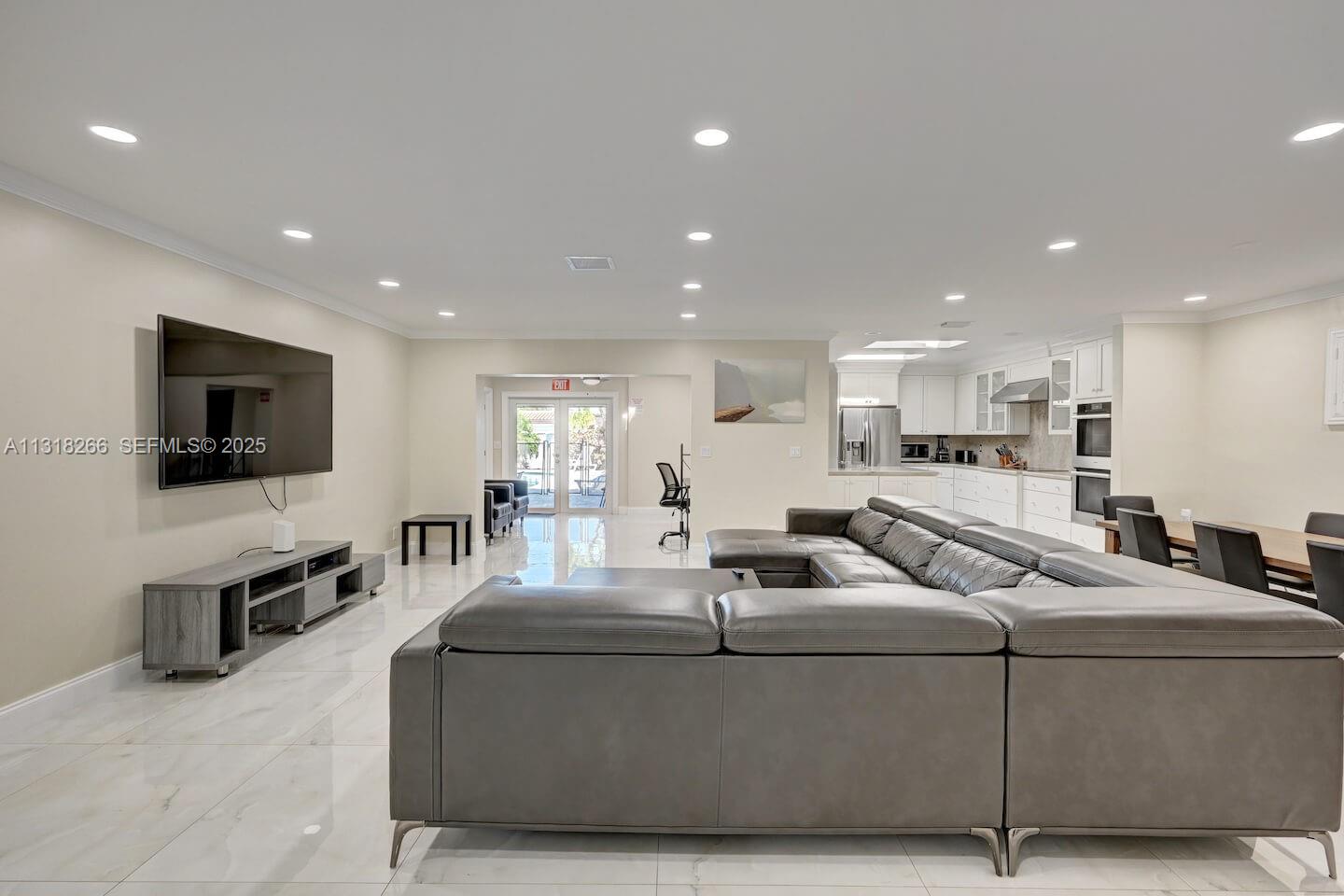 1311 Rodman Street Hollywood, FL 33019 - Photo 19 of 42