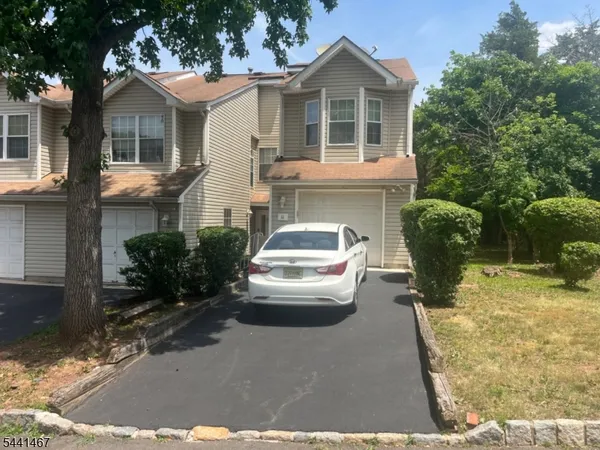 $2,650 | 11 Leahy Court, Somerset, NJ 08873