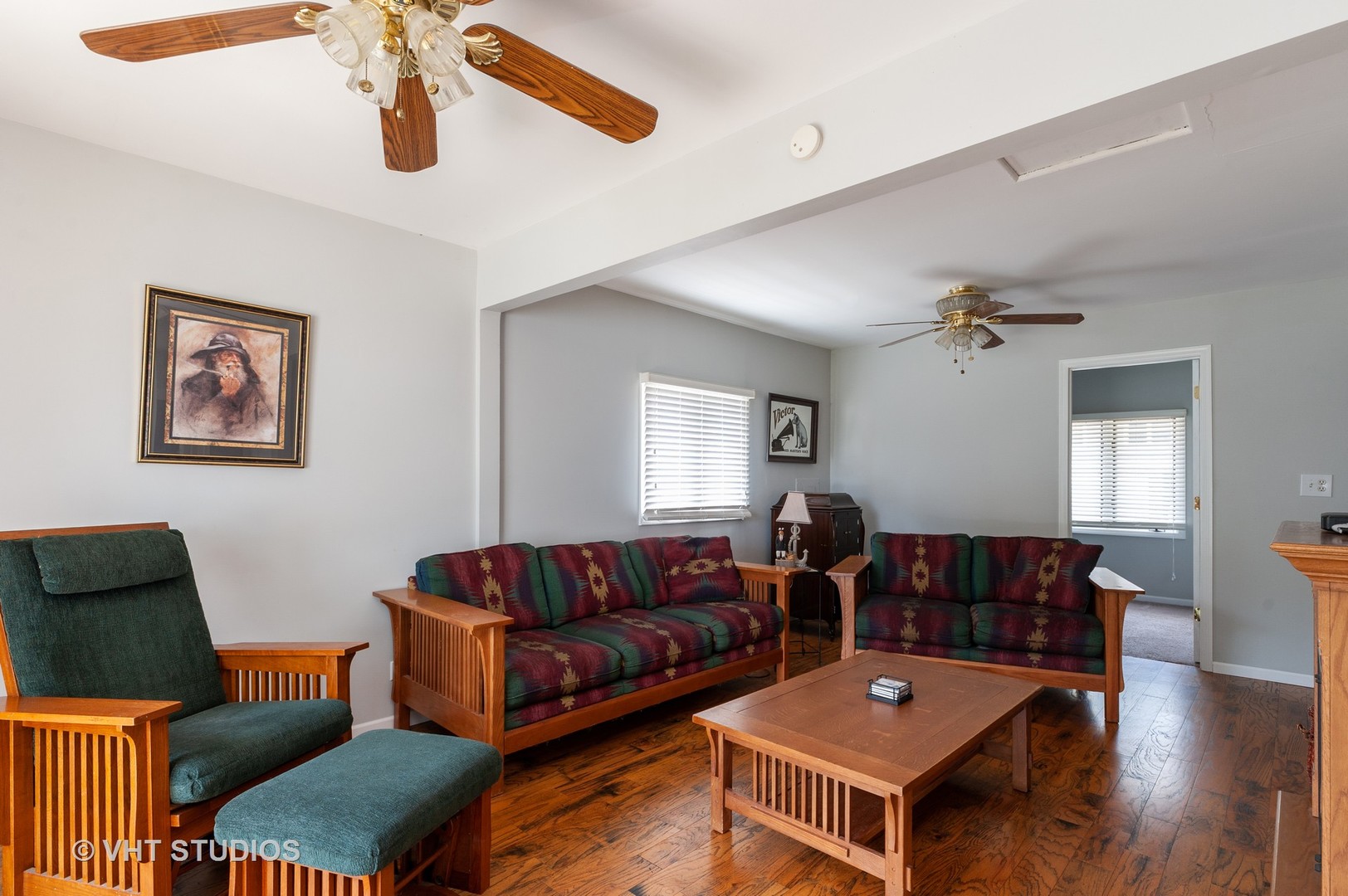127 Bay Road Fox Lake, IL 60020 - Photo 3 of 17