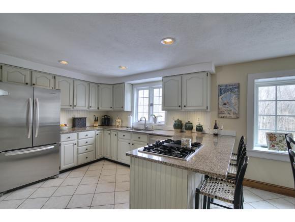 141 South Road Kensington, NH 03833 - Photo 10 of 34 Gallery Image 10