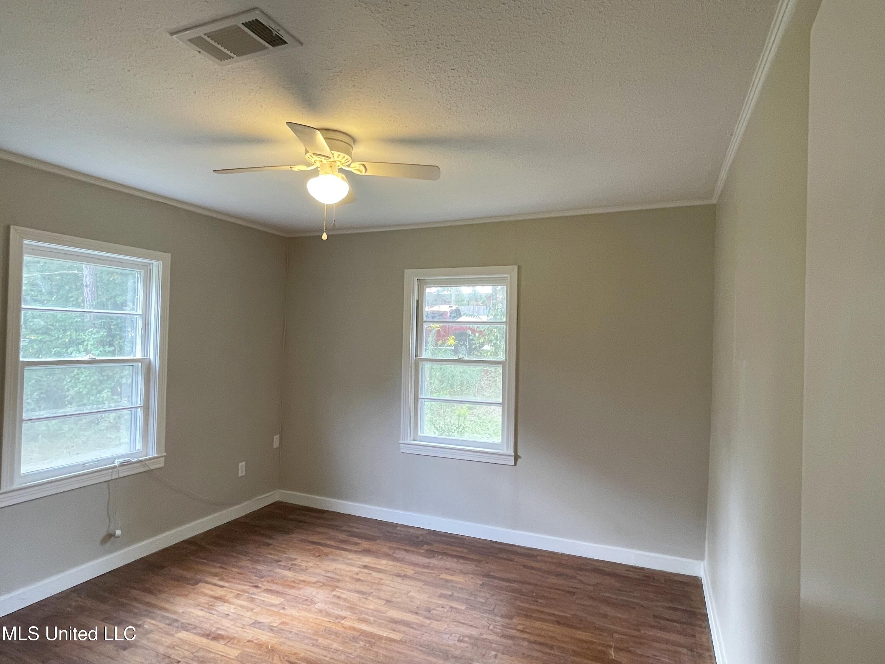 614 Naylor Street Carthage, MS 39051 - Photo 13 of 19 IMG_0513