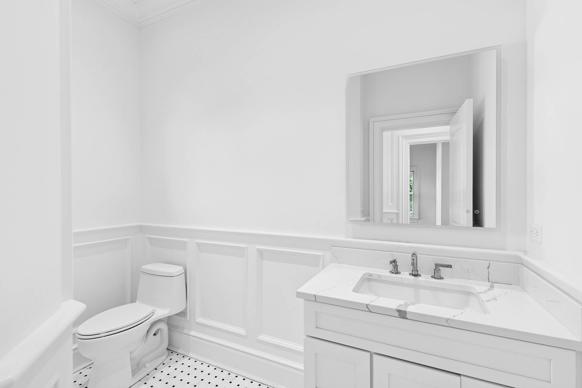 44 Club Lane Remsenburg, NY 11960 - Photo 10 of 32 Gallery Image 10