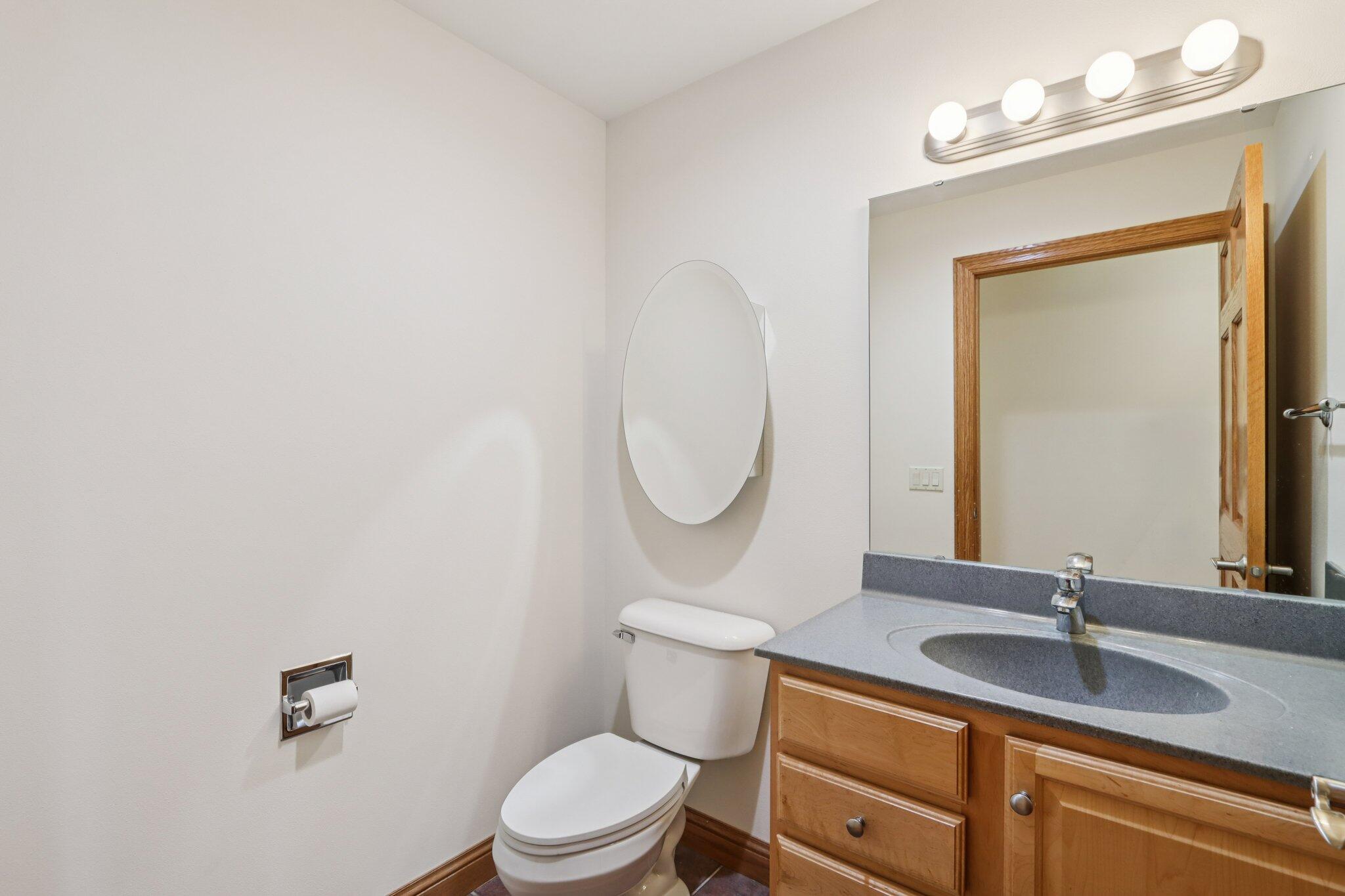 1233 Sherman Avenue West Fort Atkinson, WI 53538 - Photo 22 of 48 22