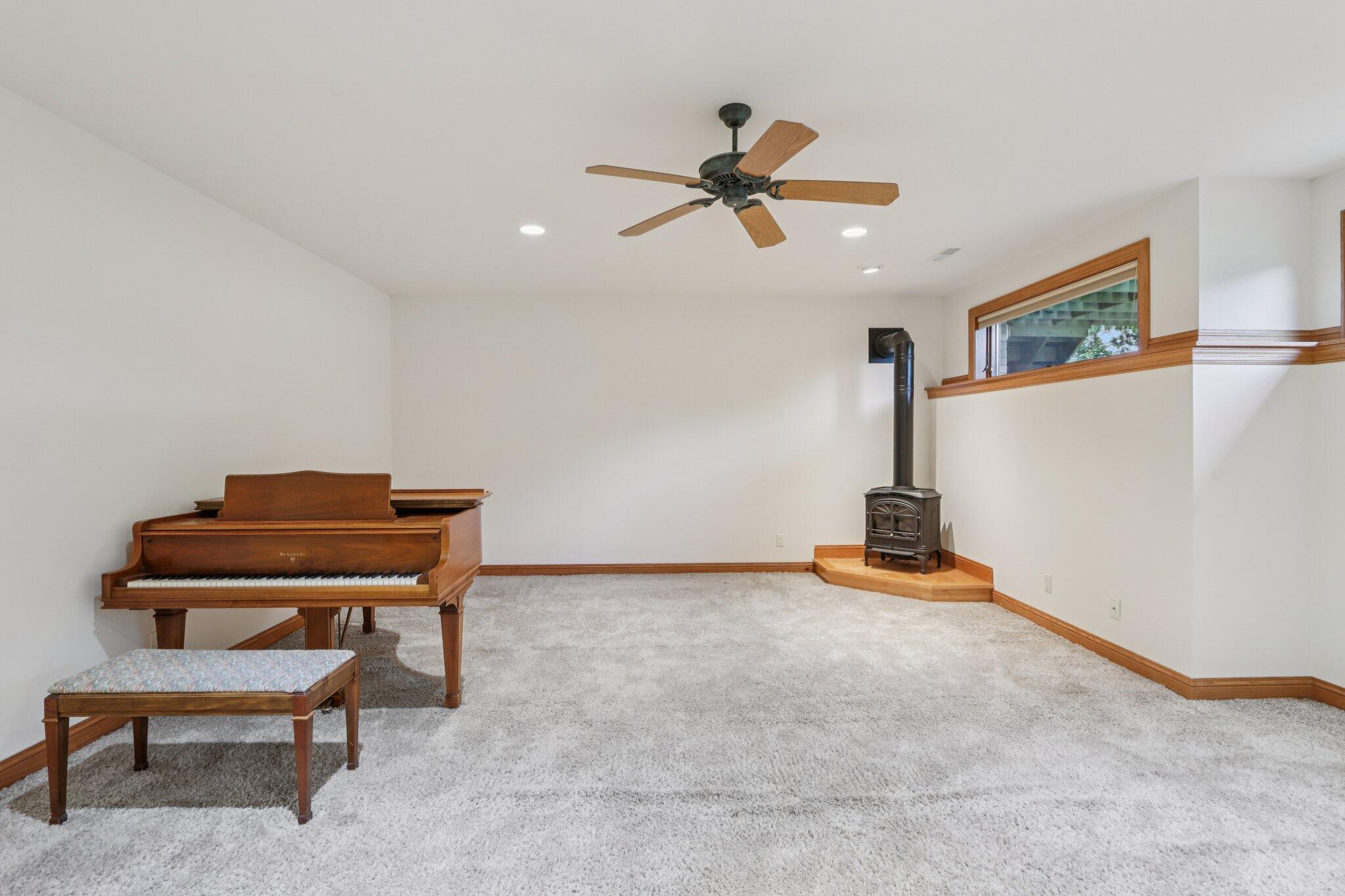 1233 Sherman Avenue West Fort Atkinson, WI 53538 - Photo 30 of 48 30