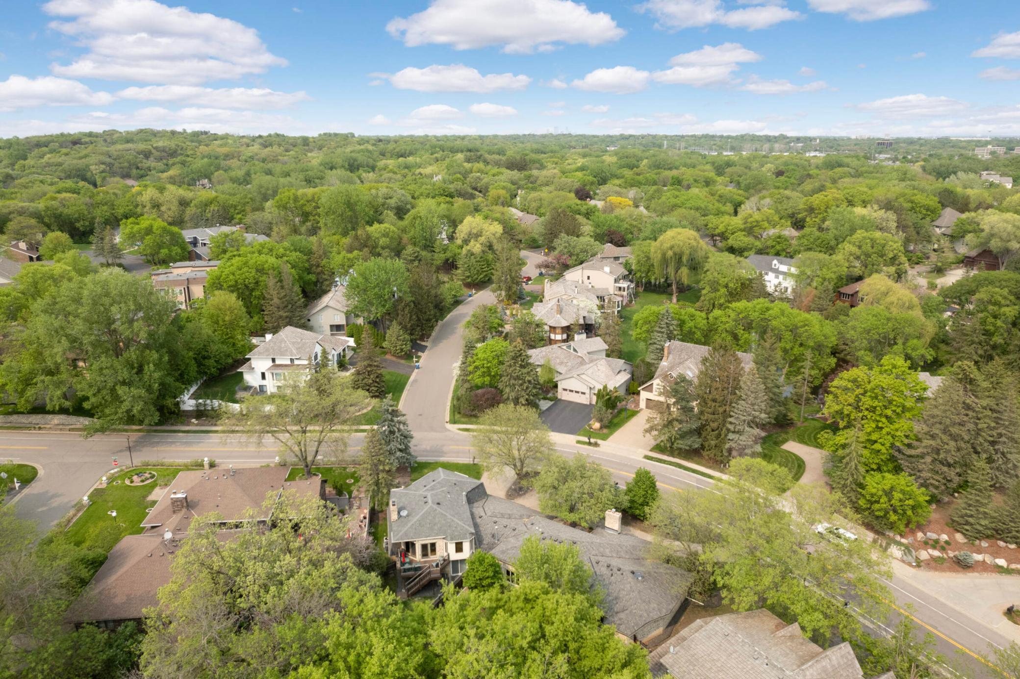 7706 Gleason Road Edina, MN 55439 - Photo 20 of 50 Gallery Image 20
