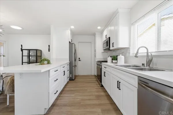 $949,000 | 12417 Pipo Road, San Diego, CA 92128