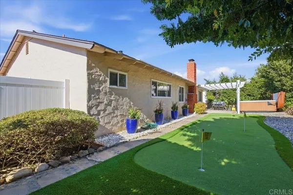 $949,000 | 12417 Pipo Road, San Diego, CA 92128