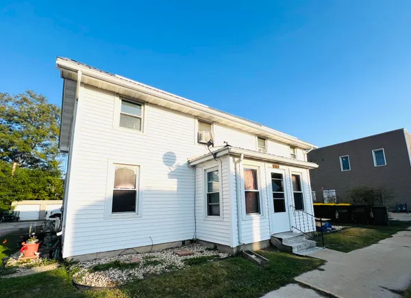 $275,000 | 271 South Church Street, Richland Center, WI 53581