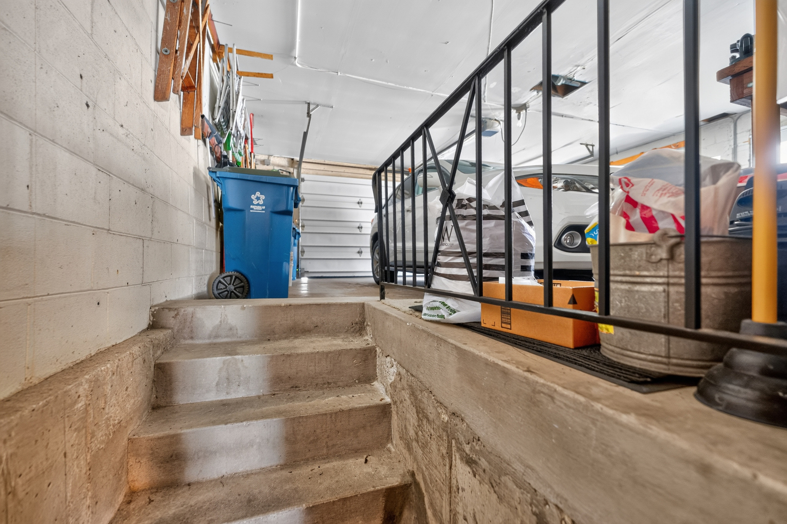 89 South Clarendon Avenue Addison, IL 60101 - Photo 48 of 67
