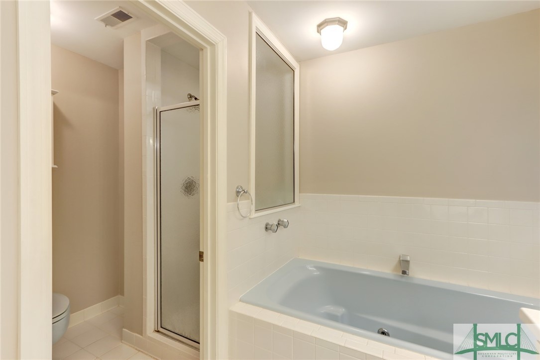 30 Magnolia Crossing Savannah, GA 31411 - Photo 31 of 50 Separate Tub/Shower in Master Bathroom
