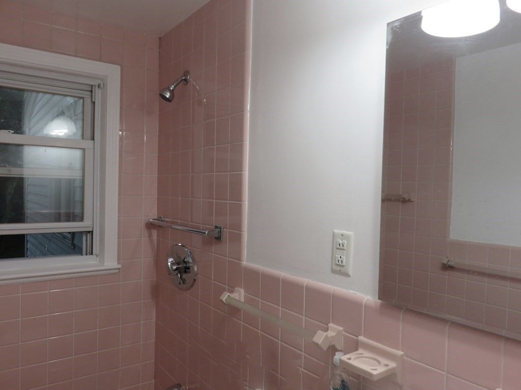 37 Truman Road Newton, MA 02459 - Photo 18 of 33
