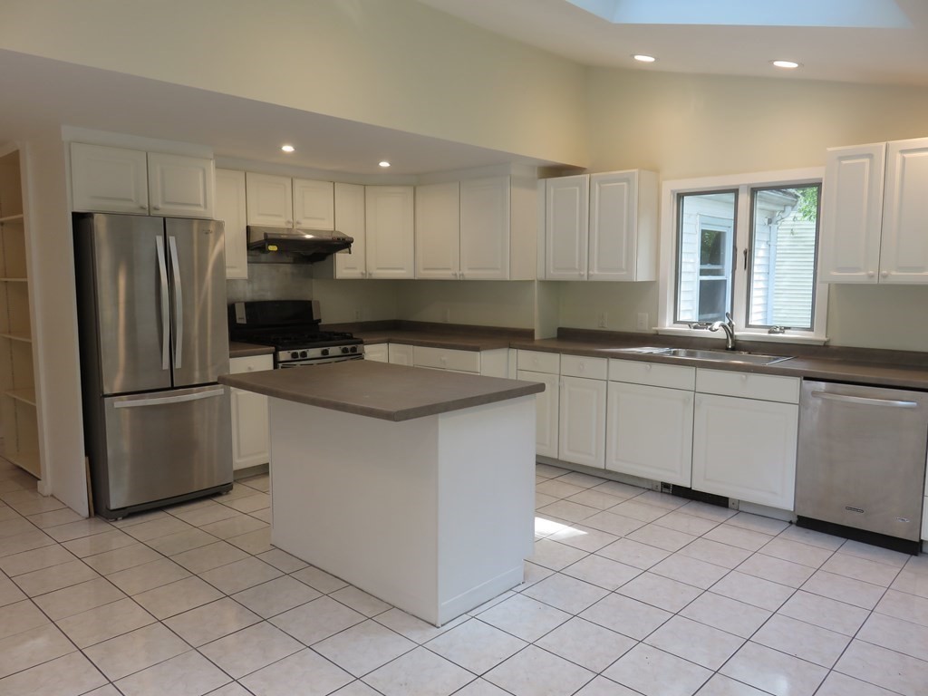 37 Truman Road Newton, MA 02459 - Photo 2 of 33