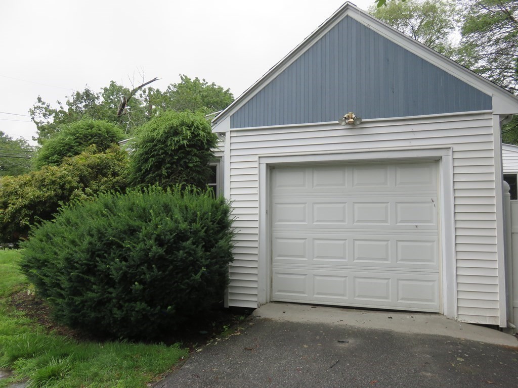 37 Truman Road Newton, MA 02459 - Photo 29 of 33