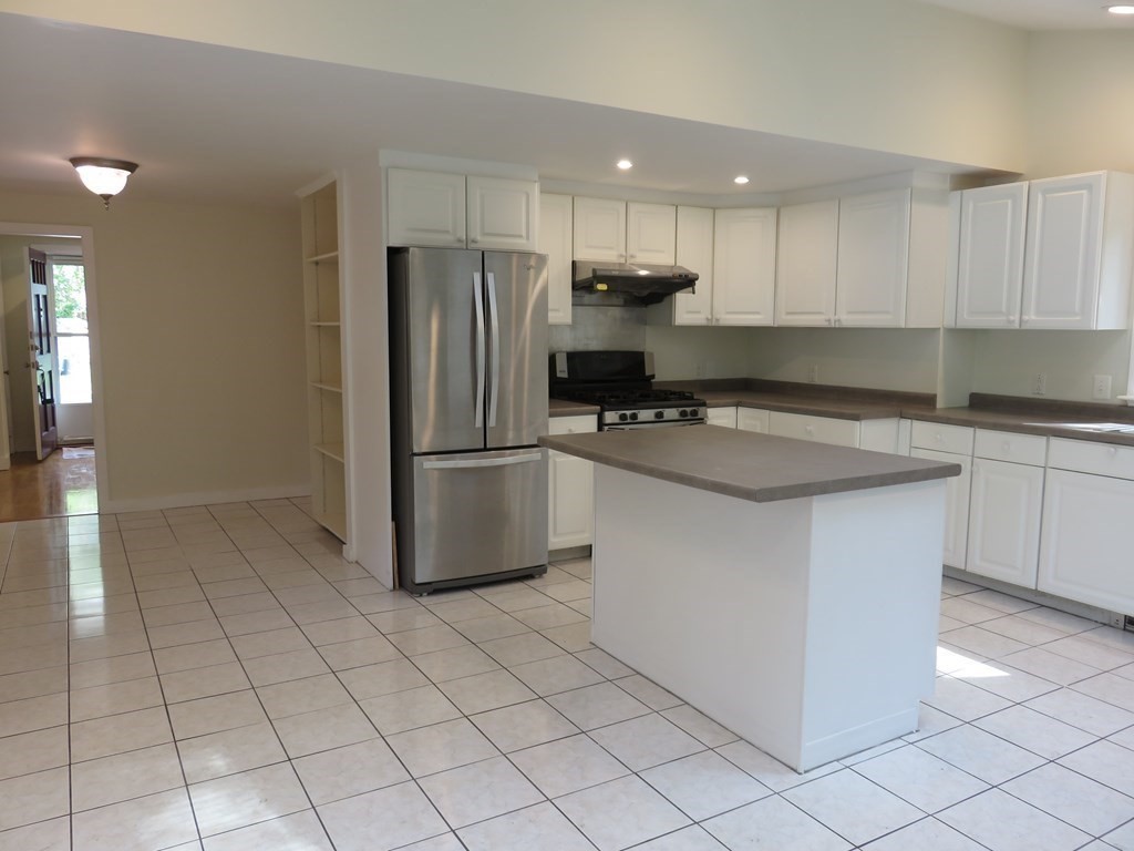 37 Truman Road Newton, MA 02459 - Photo 6 of 33