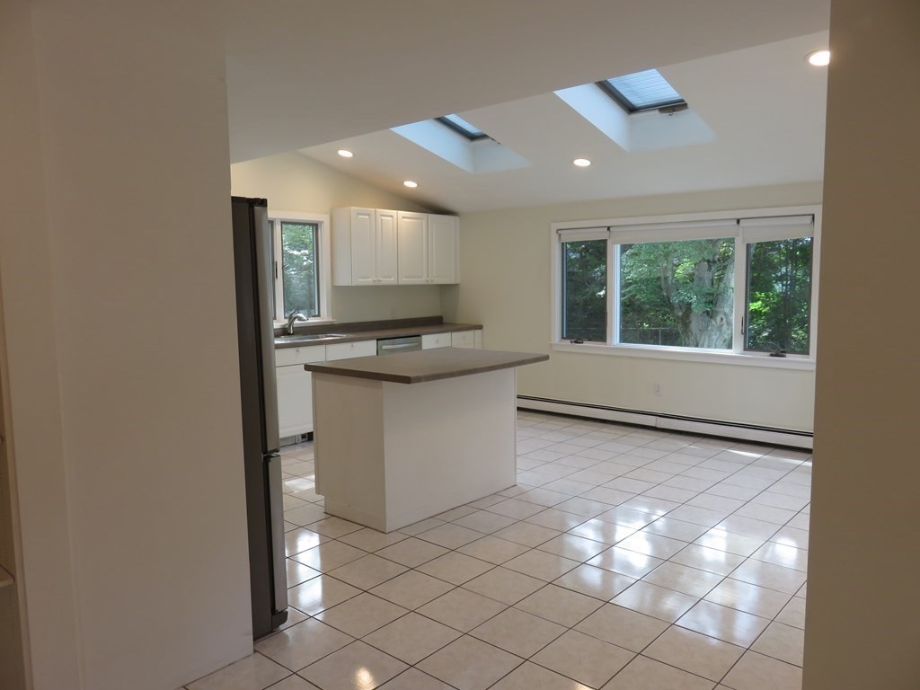 37 Truman Road Newton, MA 02459 - Photo 7 of 33