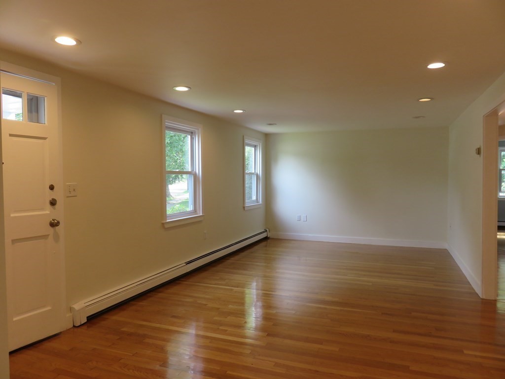 37 Truman Road Newton, MA 02459 - Photo 8 of 33