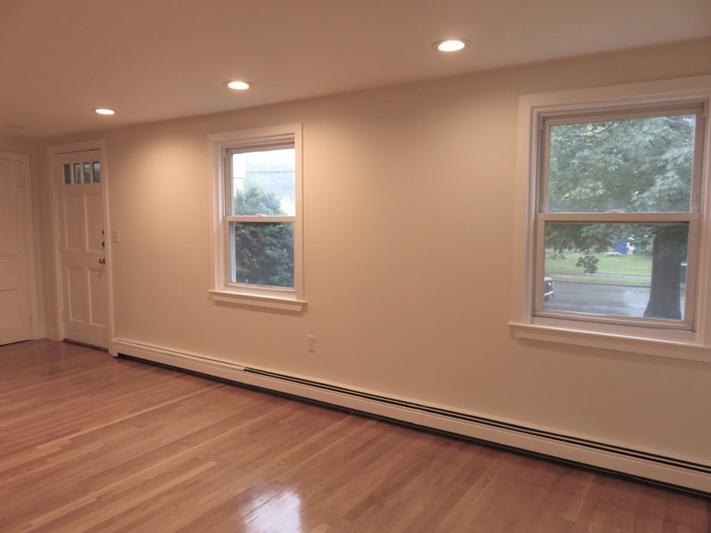 37 Truman Road Newton, MA 02459 - Photo 9 of 33