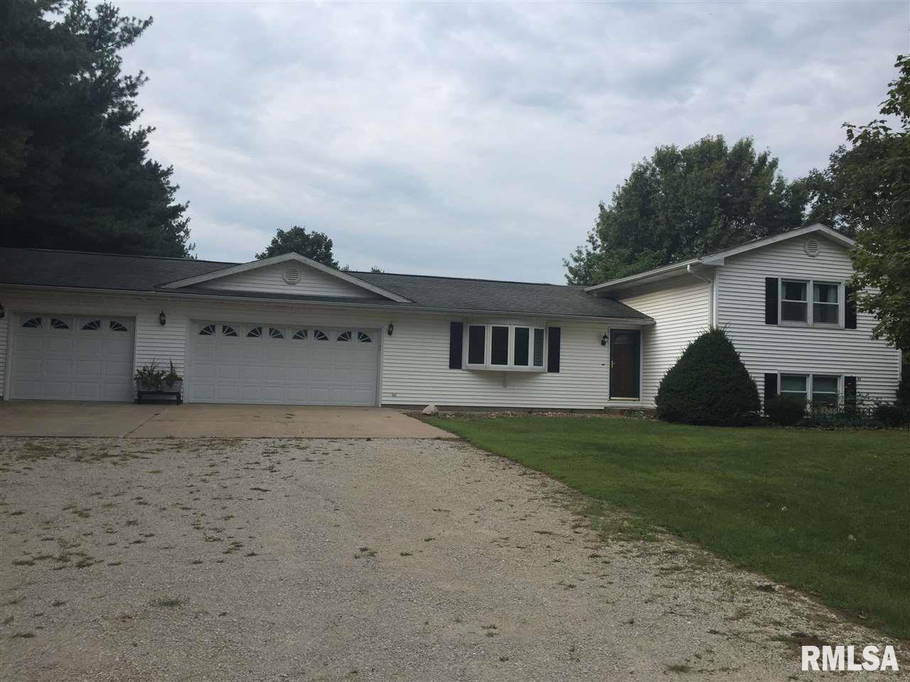 8423 Star Road Erie, IL 61250 - Photo 1 of 23