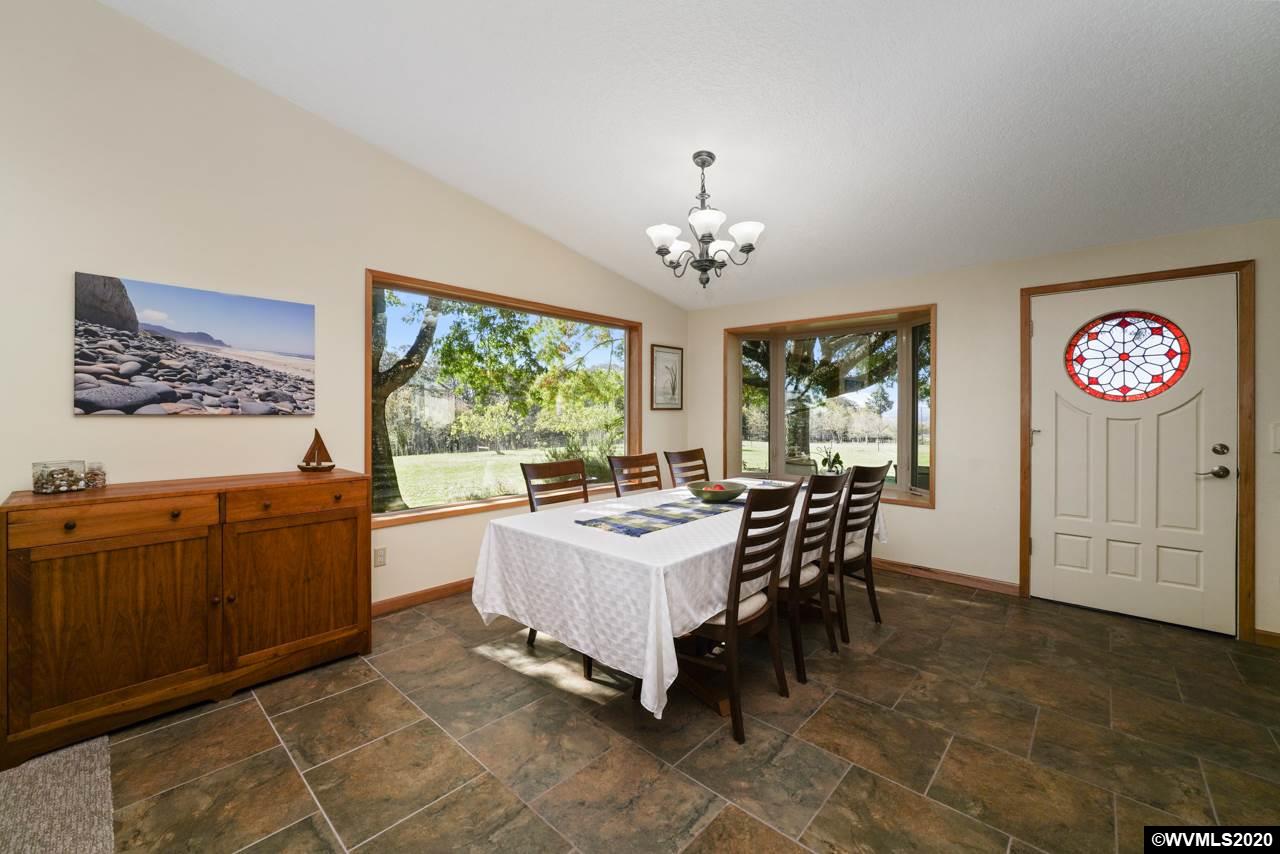 10395 Oak Hill Road Independence, OR 97351 - Photo 9 of 42 Gallery Image 9