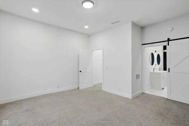 $2,400 | 1232 Keystone Avenue, Indianapolis, IN 46201