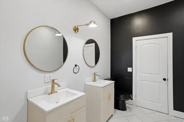 $2,400 | 1232 Keystone Avenue, Indianapolis, IN 46201