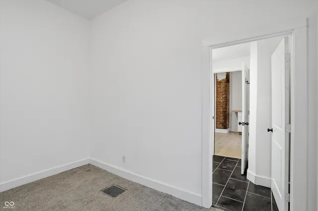 $2,400 | 1232 Keystone Avenue, Indianapolis, IN 46201