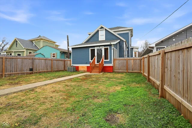 $2,400 | 1232 Keystone Avenue, Indianapolis, IN 46201