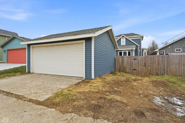 $2,400 | 1232 Keystone Avenue, Indianapolis, IN 46201