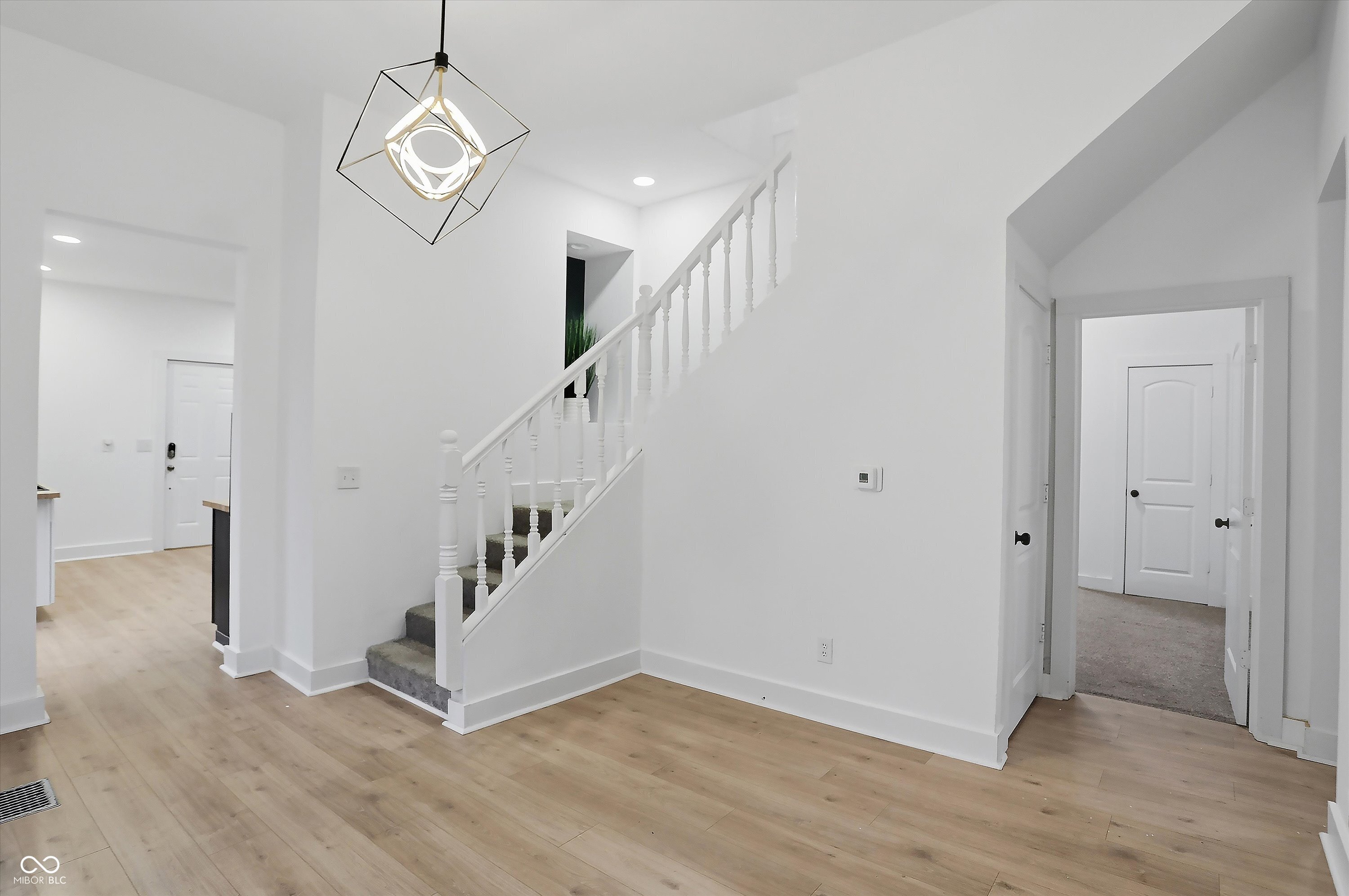 1232 Keystone Avenue Indianapolis, IN 46201 - Photo 5 of 51