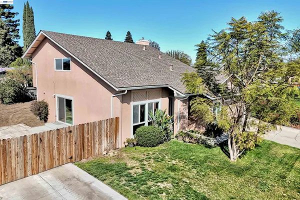 $585,000 | 1425 Forest Drive, Turlock, CA 95380