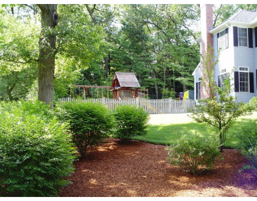 5 Dunedin Road Wellesley, MA 02481 - Photo 2 of 15