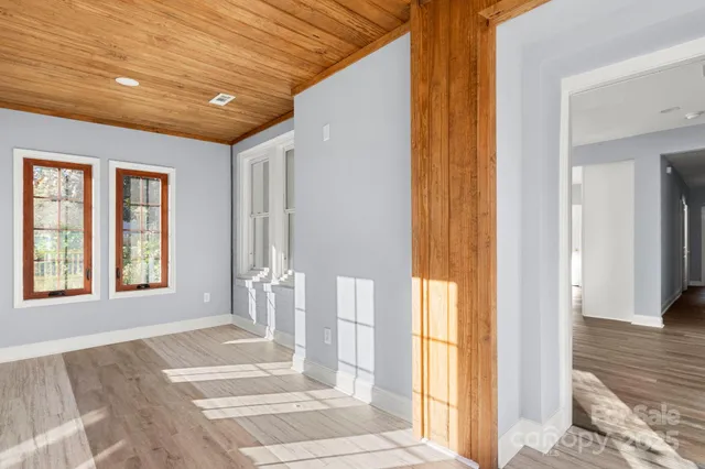 $329,900 | 1011 North 14th Street, Bessemer City, NC 28016