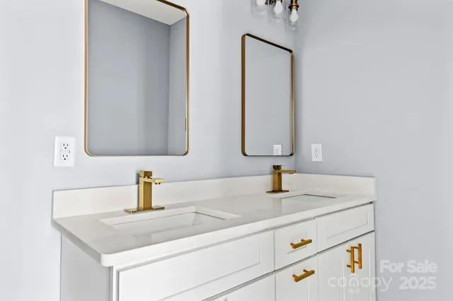 $329,900 | 1011 North 14th Street, Bessemer City, NC 28016