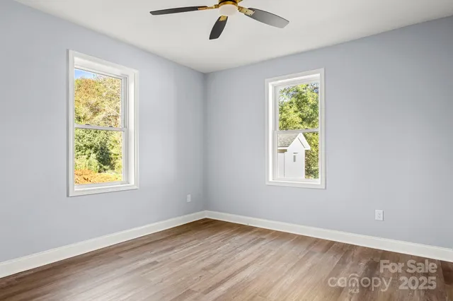 $329,900 | 1011 North 14th Street, Bessemer City, NC 28016