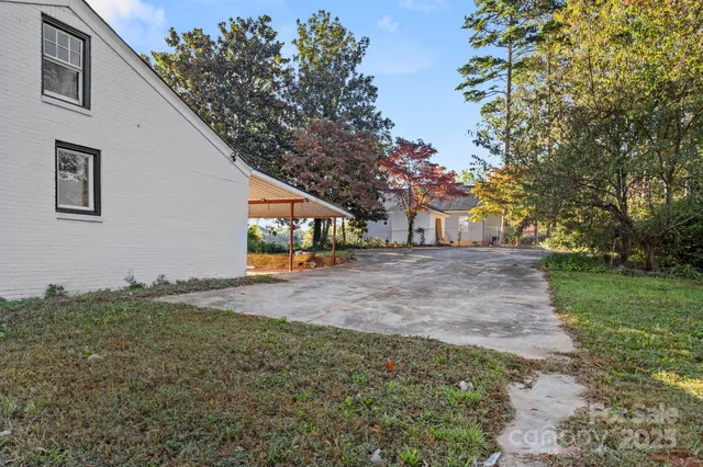 $329,900 | 1011 North 14th Street, Bessemer City, NC 28016