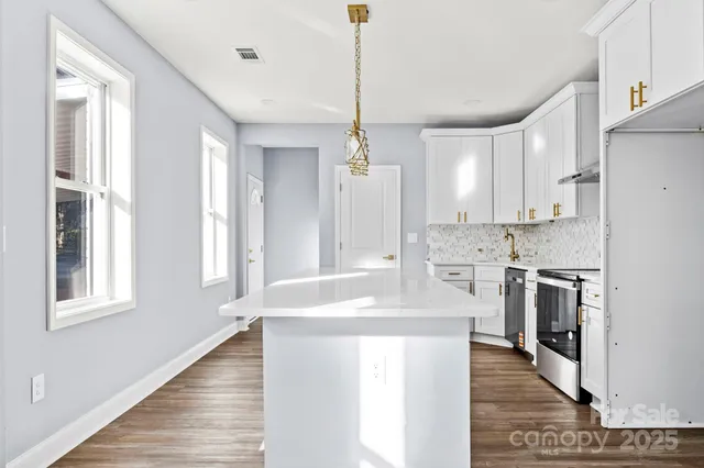 $329,900 | 1011 North 14th Street, Bessemer City, NC 28016