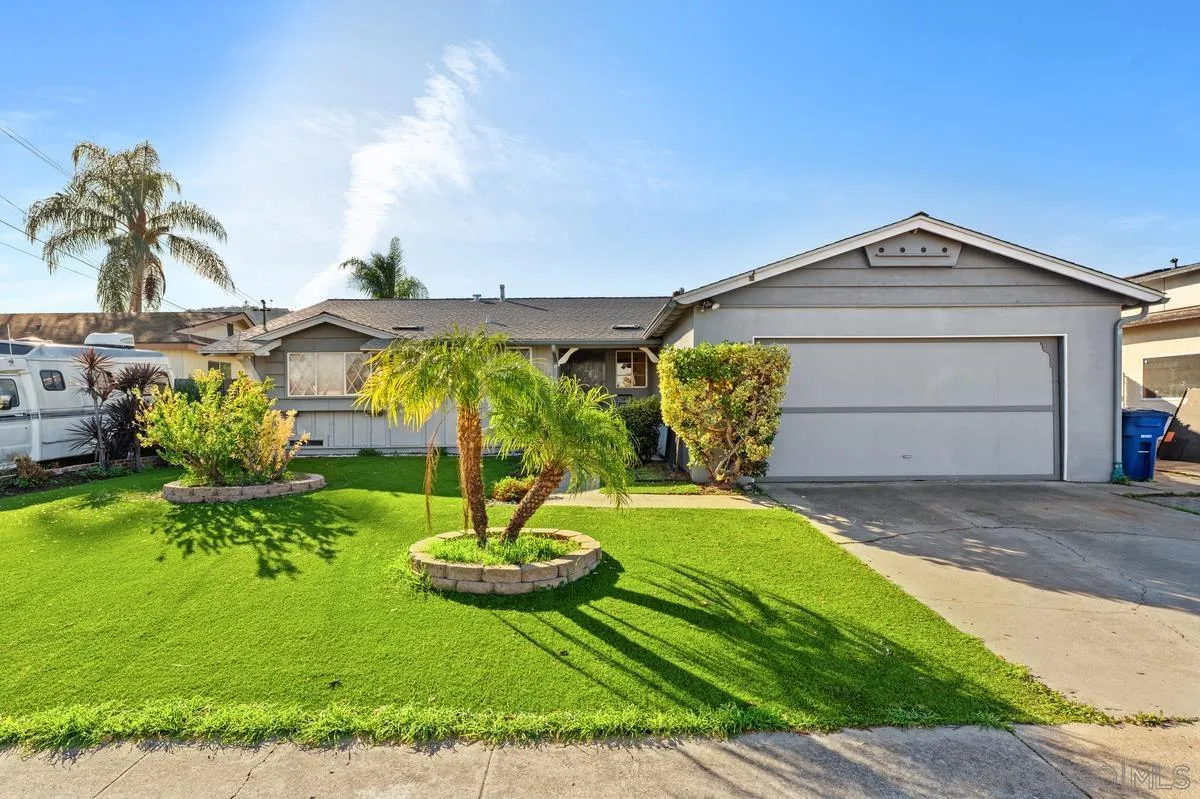 1119 Buckskin Road El Cajon, CA 92019 - Photo 3 of 27 a view of swimming pool with a yard
