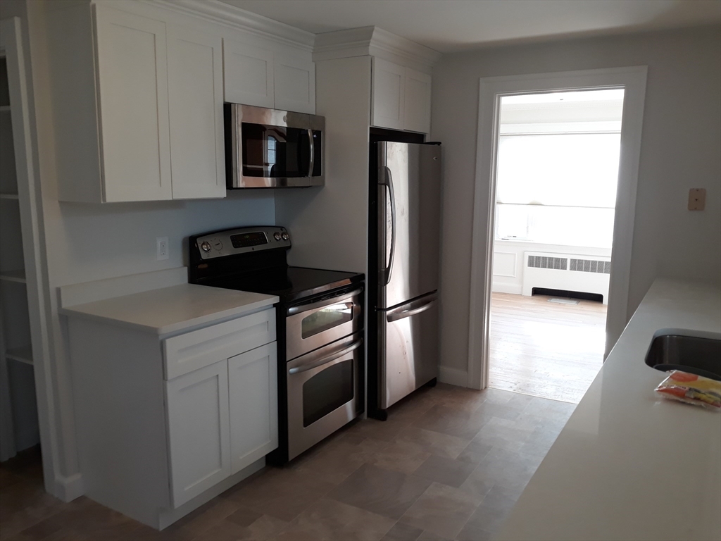 133 Winslow Road, Unit 133 Waban, MA 02468 - Photo 12 of 27