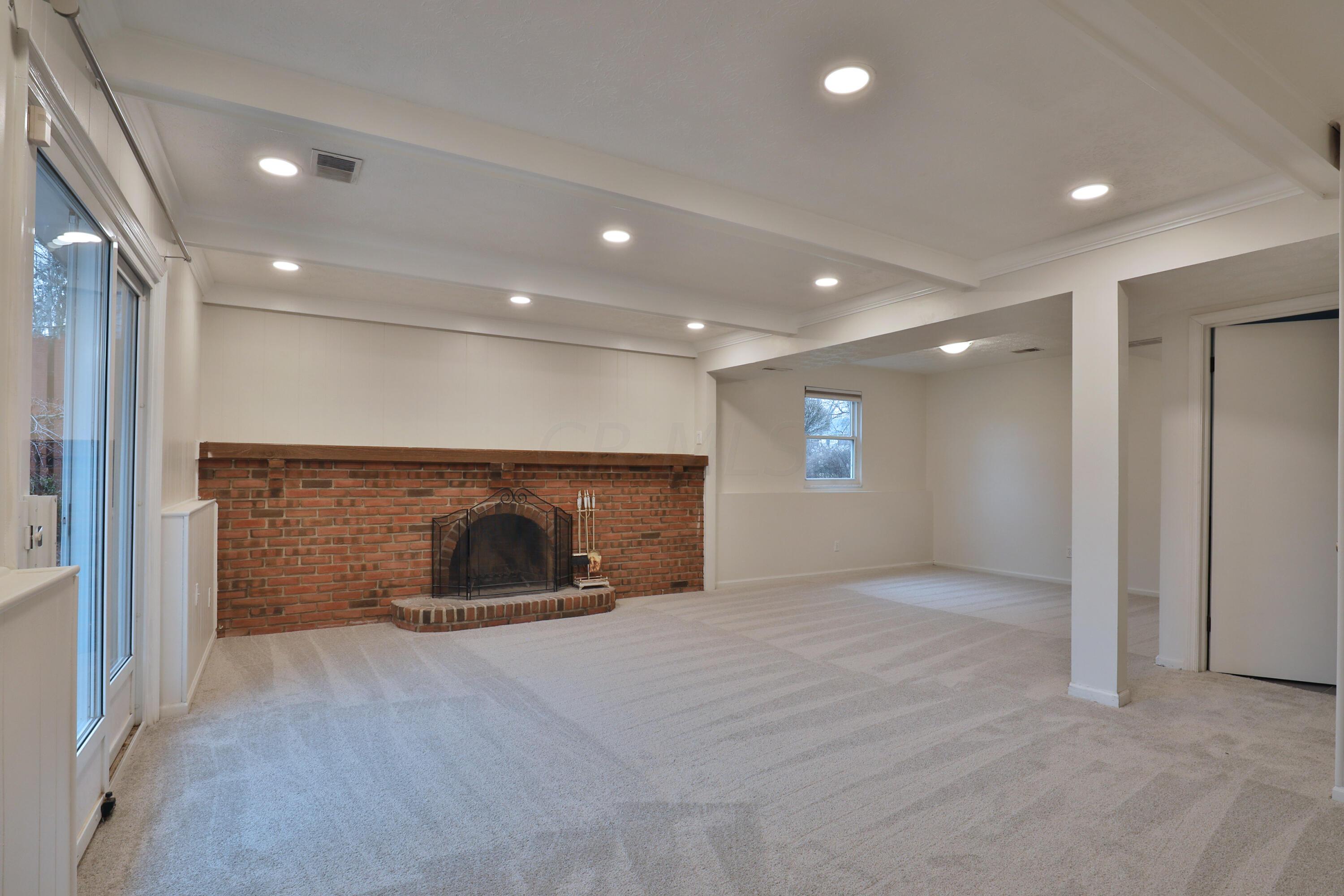 5784 Linworth Road Columbus, OH 43235 - Photo 16 of 44 5784-Linworth-16