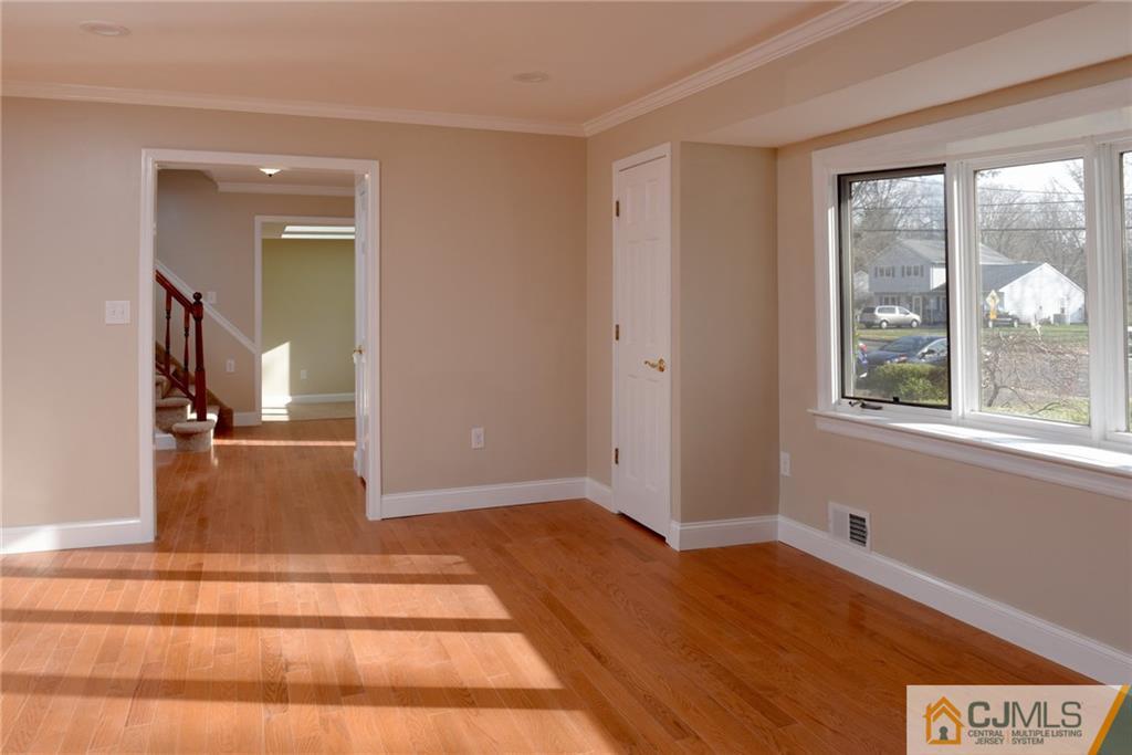546 Dutch Neck Road East Windsor, NJ 08520 - Photo 3 of 25 Gallery Image 3